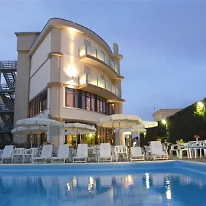 Capitol Hotel